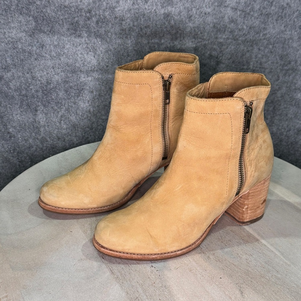 Frye Addie Double Zip Sand Tan Leather Ankle Boots Block Heel Women's Size 7.5 B - Picture 2 of 12